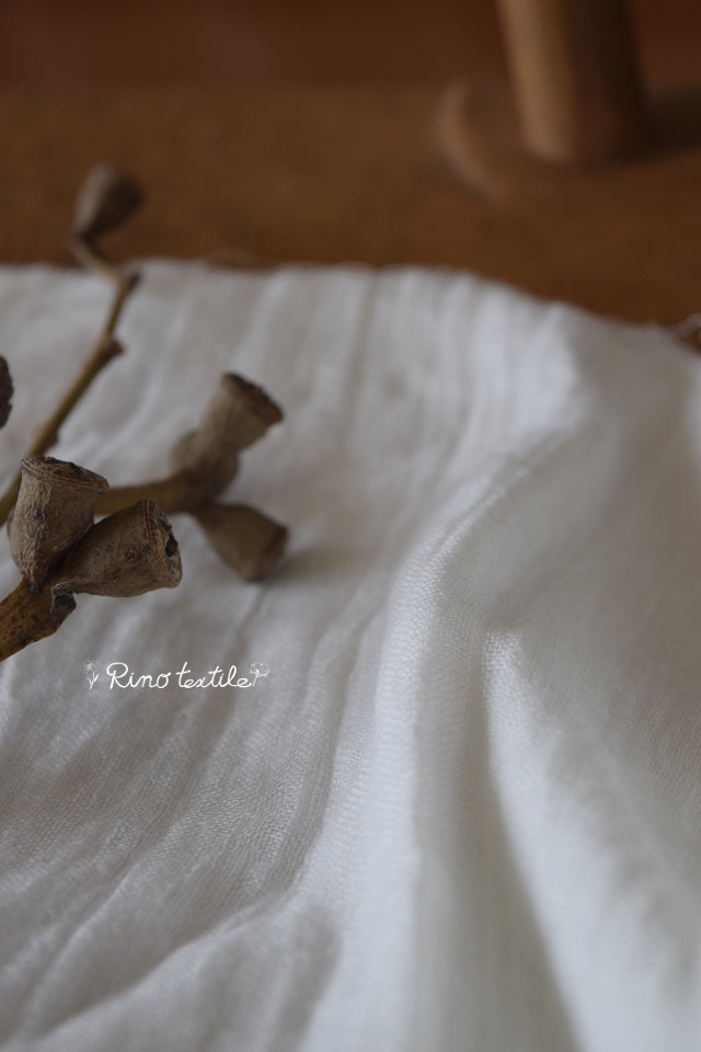 天然素材のカーテン